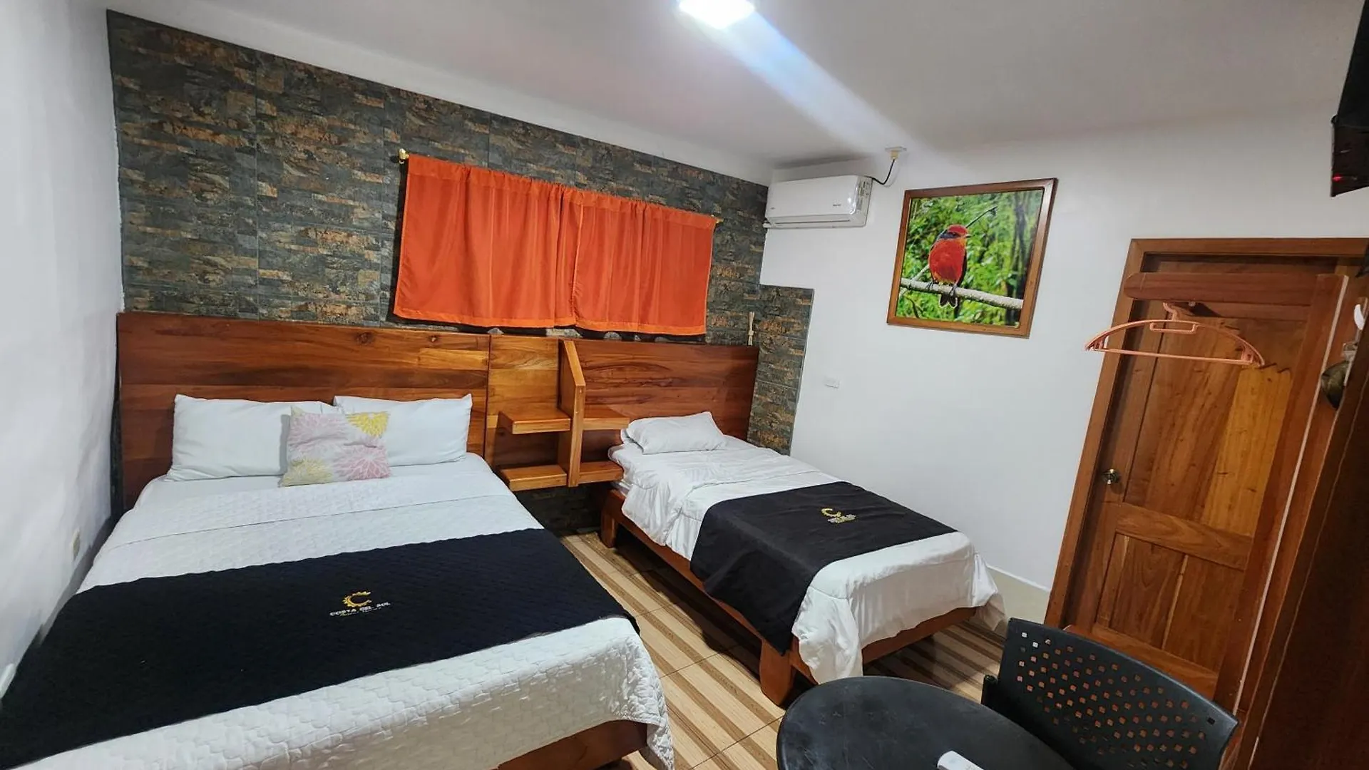 ** Inn Costa Del Sol Hotel Puerto Ayora  Ecuador